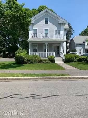 Main picture of 21 Pleasant St