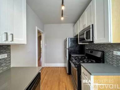 Main picture of 2317 N Rockwell St