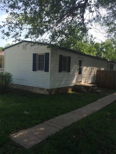 Main picture of 706 N 4th St