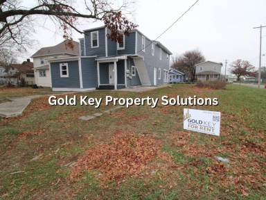 Main picture of 2233 E Lynn St