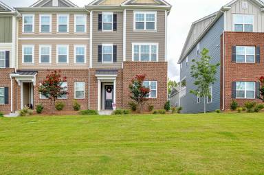 Main picture of 150 Marron Dr