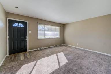 Main picture of 2611 Daman Ct