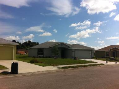 Main picture of 3303 54th St E
