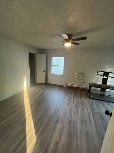 Main picture of 209 11th Ave NW