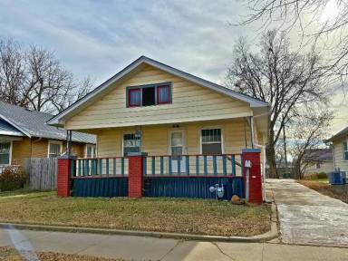 Main picture of 904 E Ash St
