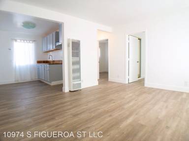 Main picture of 10974 S Figueroa St