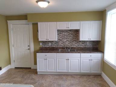 Main picture of 6401 Hosmer Ave