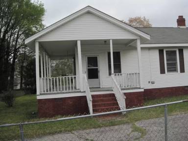 Main picture of 106 Hannah Pickett First Ave