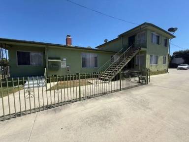 Main picture of 544 W 120th St