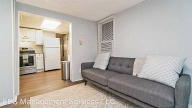 Main picture of 19 W Union Blvd