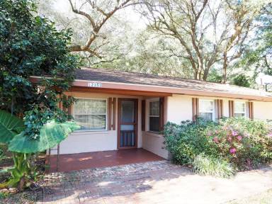 Main picture of 12353 Holly St