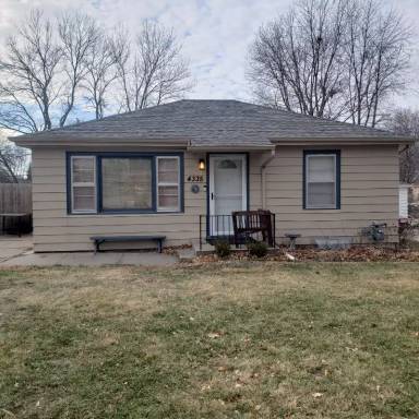Main picture of 4335 S 50th St