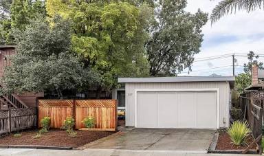 Main picture of 327 Alamo Ave