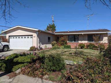 Main picture of 7067 Golden Gate Dr