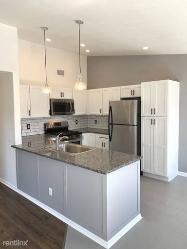 Main picture of 8312 Pebble Creek Way