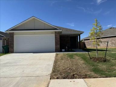 Main picture of 11432 SW 12th St