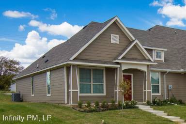 Main picture of 1202 Newcastle Dr