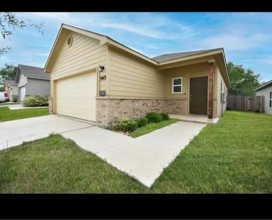 Main picture of 3443 Redbud Grv