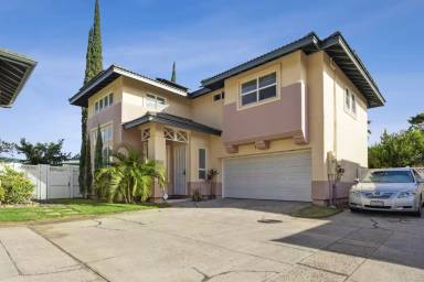 Main picture of 91-1068 Lanakoi St