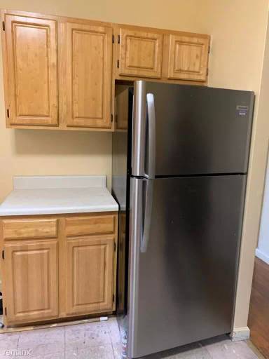 Main picture of 1212 Lincoln Pl