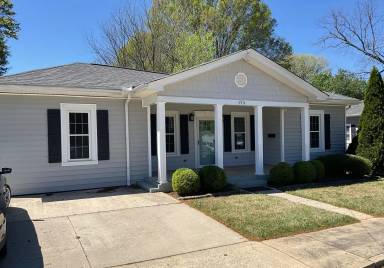 Main picture of 173 8th Ave