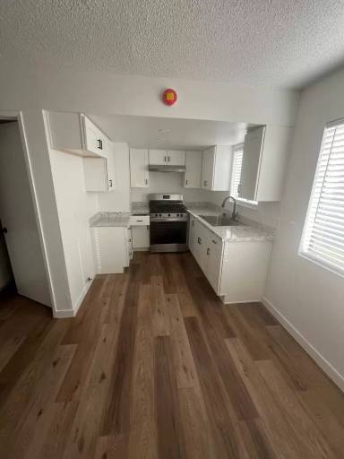 Main picture of 430 N Dalton Ave