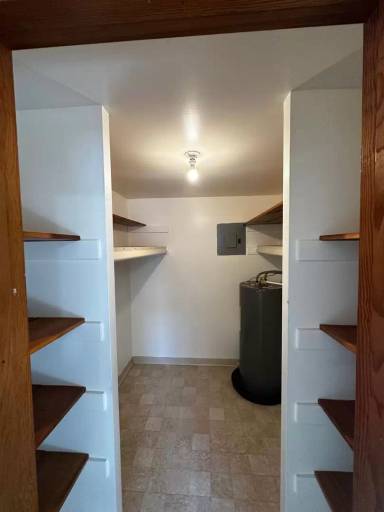 Main picture of 310 Whitestown Vlg