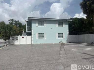 Main picture of 5207 N Flagler Dr