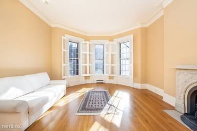 Main picture of 80 Marlborough St