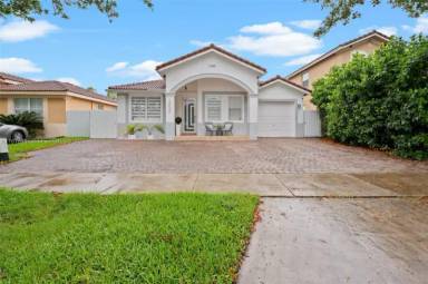 Main picture of 24044 SW 107th Ct