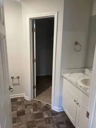 Main picture of 574 Elles Way