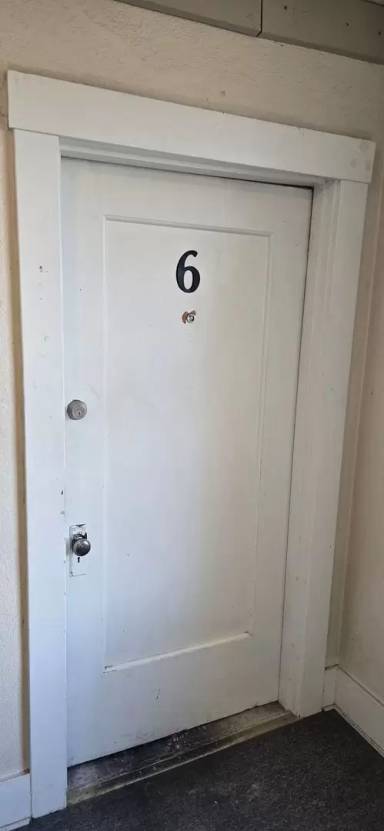 Main picture of 415 Walnut Ave