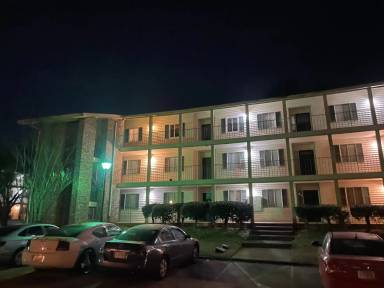 Main picture of Lexington Green Condominiums