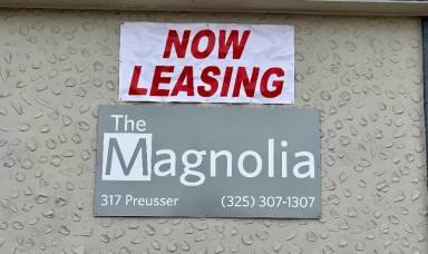 Main picture of 317 Preusser St