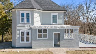 Main picture of 614 S Main St