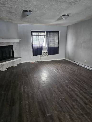 Main picture of 1815 W 40th St