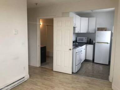 Main picture of 409 Massachusetts Ave