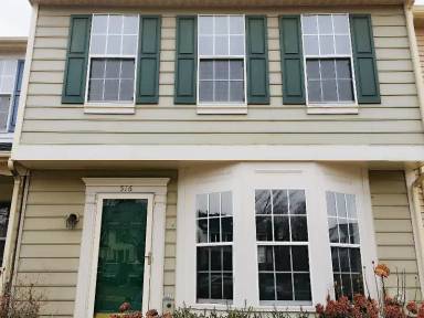 Main picture of 516 Hollyberry Way