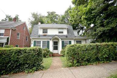 Main picture of 1414 Gordon Ave