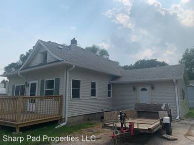 Main picture of 1202 W Church St