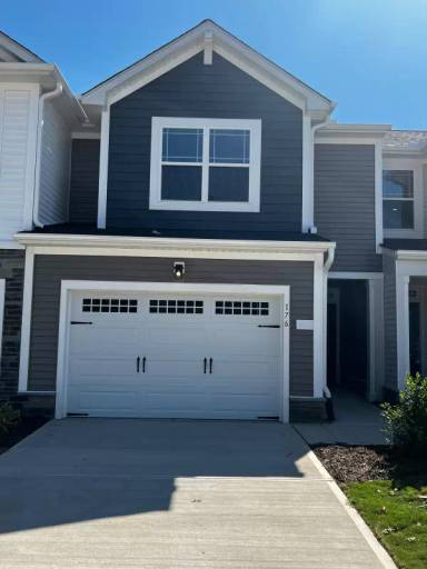 Main picture of 176 Kobus Ct