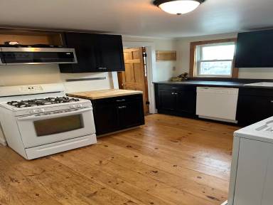 Main picture of 60 Franklin St