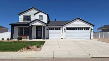 Main picture of 1127 E 4240 N