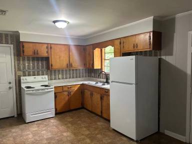 Main picture of 311 Vernon Dahmer Dr