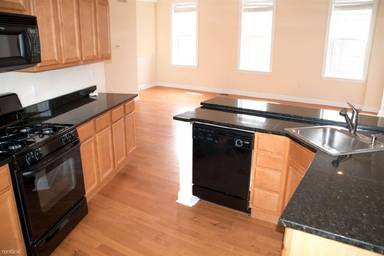 Main picture of 1151 N 3rd St