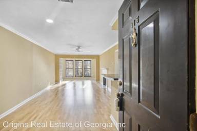 Main picture of 24113 Plantation Dr NE