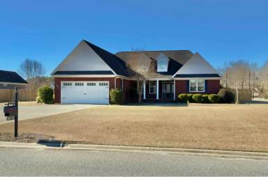 Main picture of 100 Walke Ridge Trl