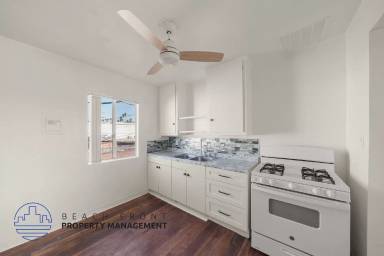 Main picture of 211 W G St