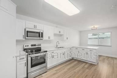 Main picture of 5035 N 23rd Ave