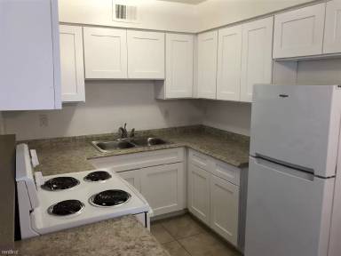 Main picture of 4711 Convaire Ave